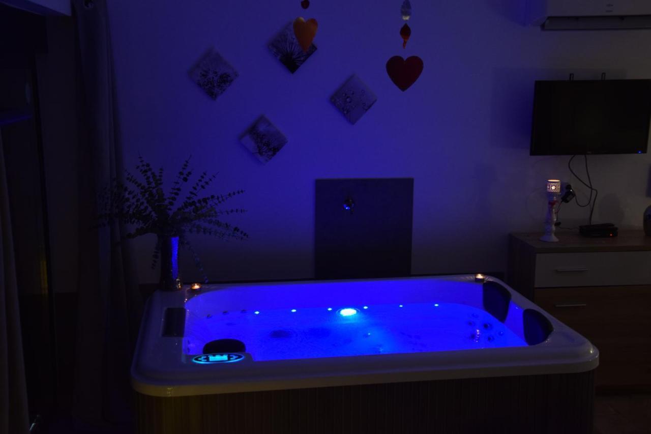 Gites Spa De Charme L Etoile Spa 베이냑 에 카즈낙 외부 사진